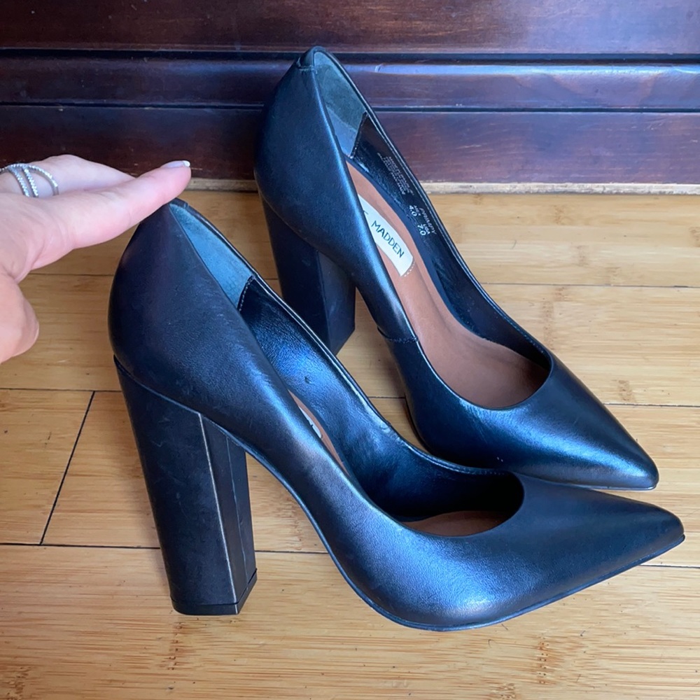 Black Steve Madden block heels